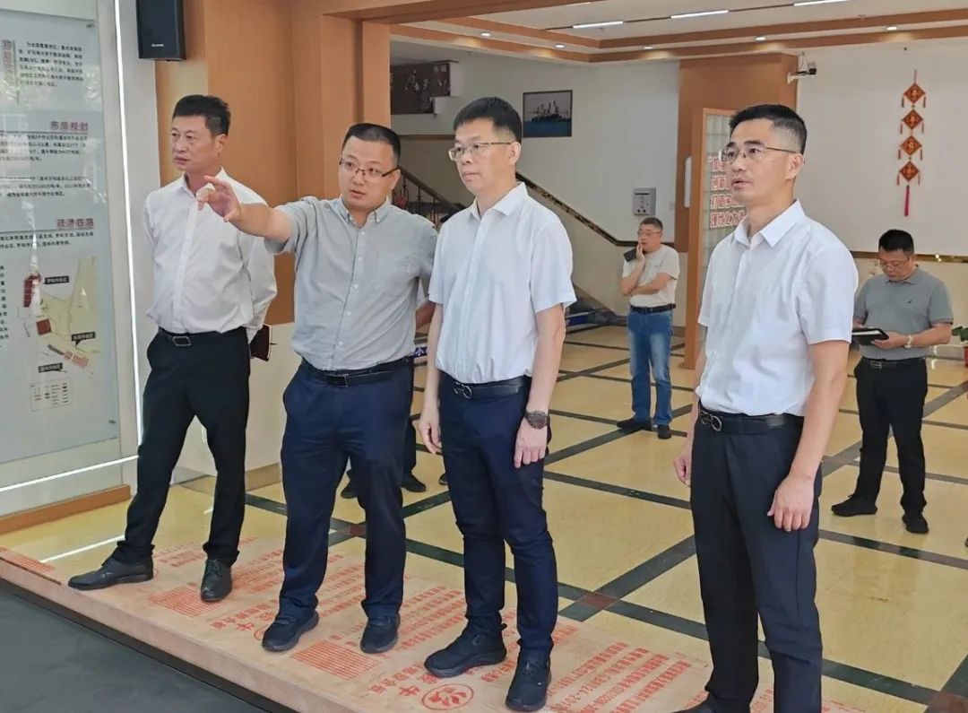 麻豆做爱政府主要领导走访港航管理单位和企业